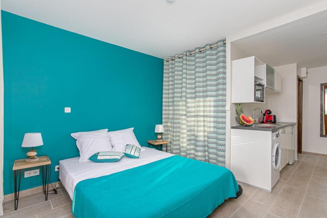 Studio Corail 5 min à pied de la plage - 1BR Studio 5min walk from nice beach Sainte-Anne Exterior foto